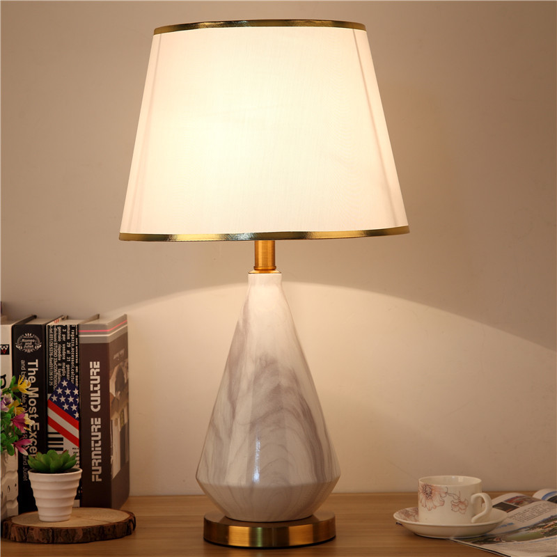 Настольная лампа для гостиной, – обзор и цена Desk Lamp