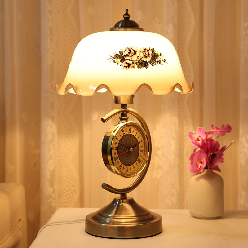 Настольная лампа в средневеков – обзор и цена Desk Lamp